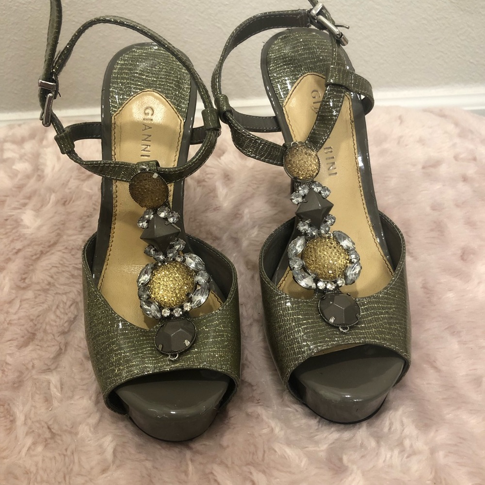 Gianni Bini Silver Jewel Heels
